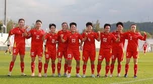 领跑金球奖赔率，他是巴萨硬仗王？