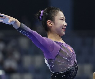 [乒乓球]世乒联总决赛男单1／8决赛：安宰贤VS向鹏 集锦